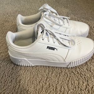 women’s puma shoes